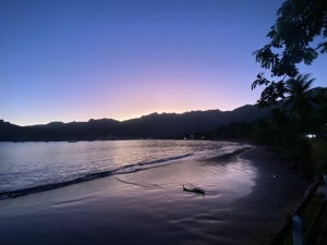 coucher de soleil baie Taiohae